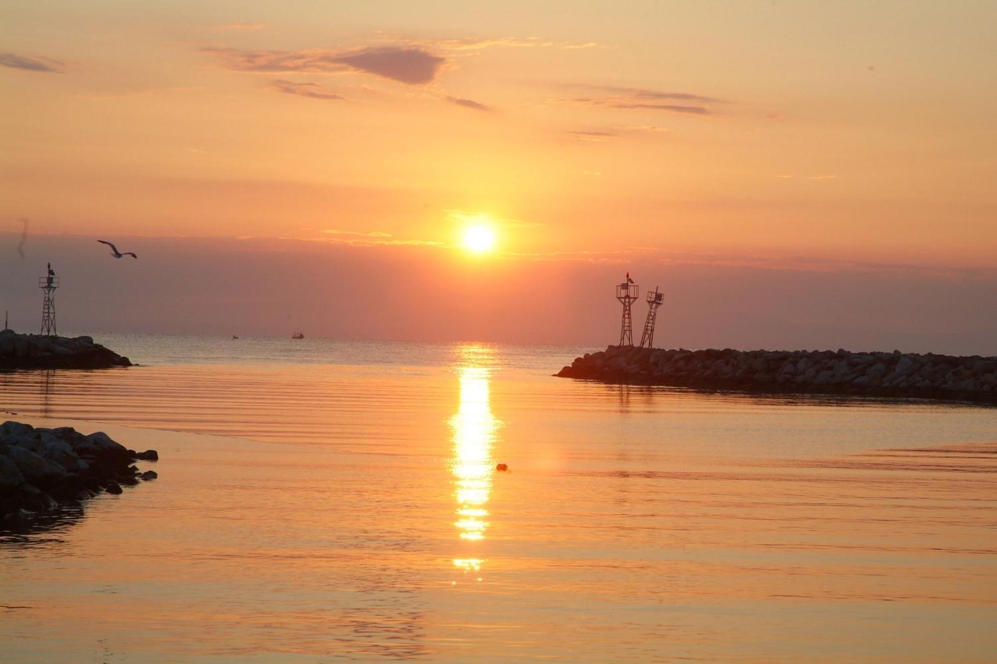 Hotel Platon Beach Olympiakí Aktí Kültér fotó