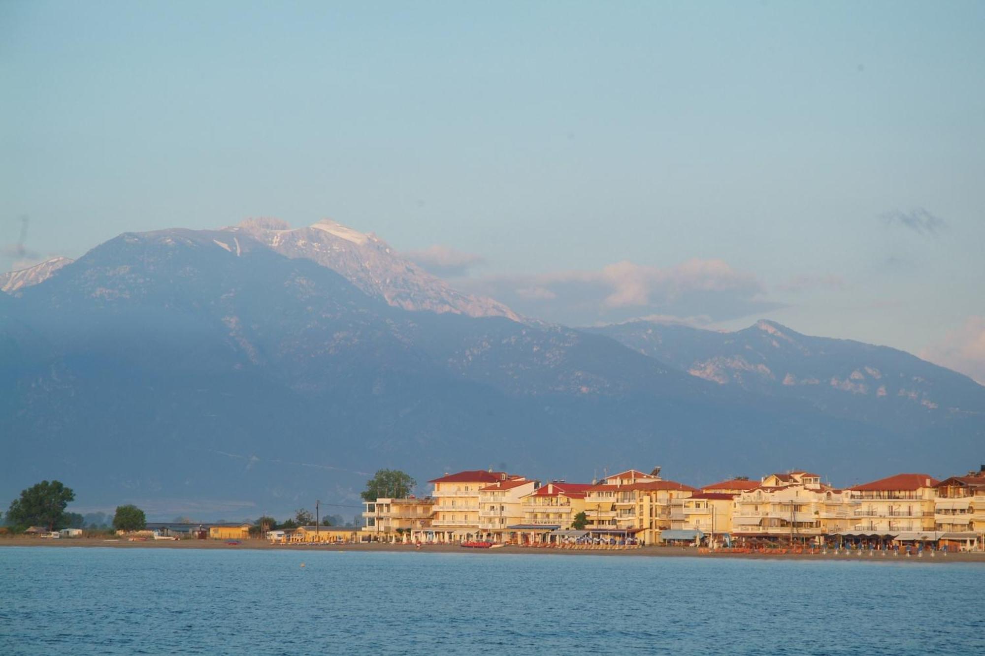 Hotel Platon Beach Olympiakí Aktí Kültér fotó