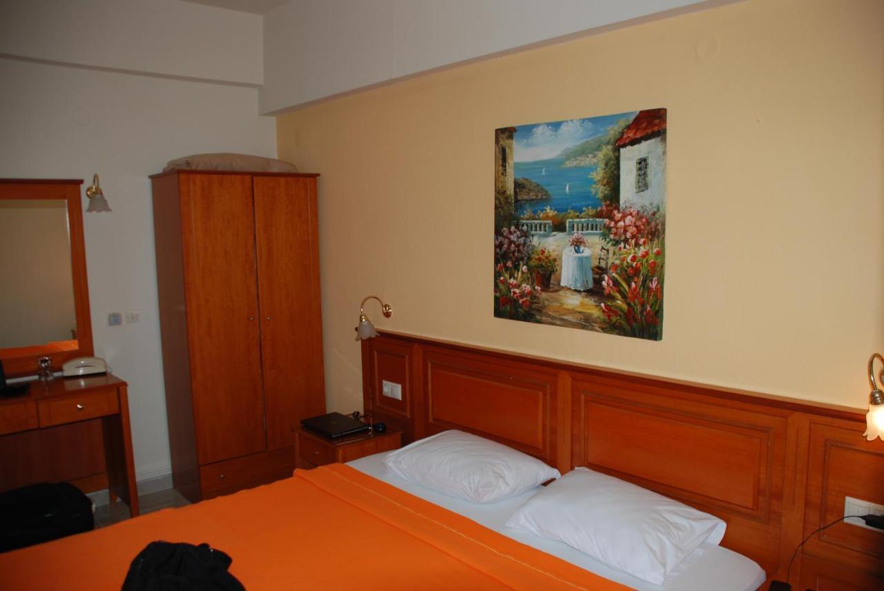 Hotel Platon Beach Olympiakí Aktí Kültér fotó